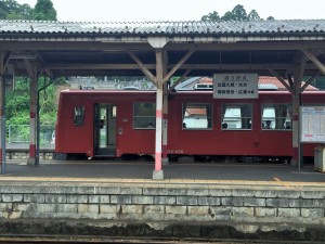 宍道駅　キハ120