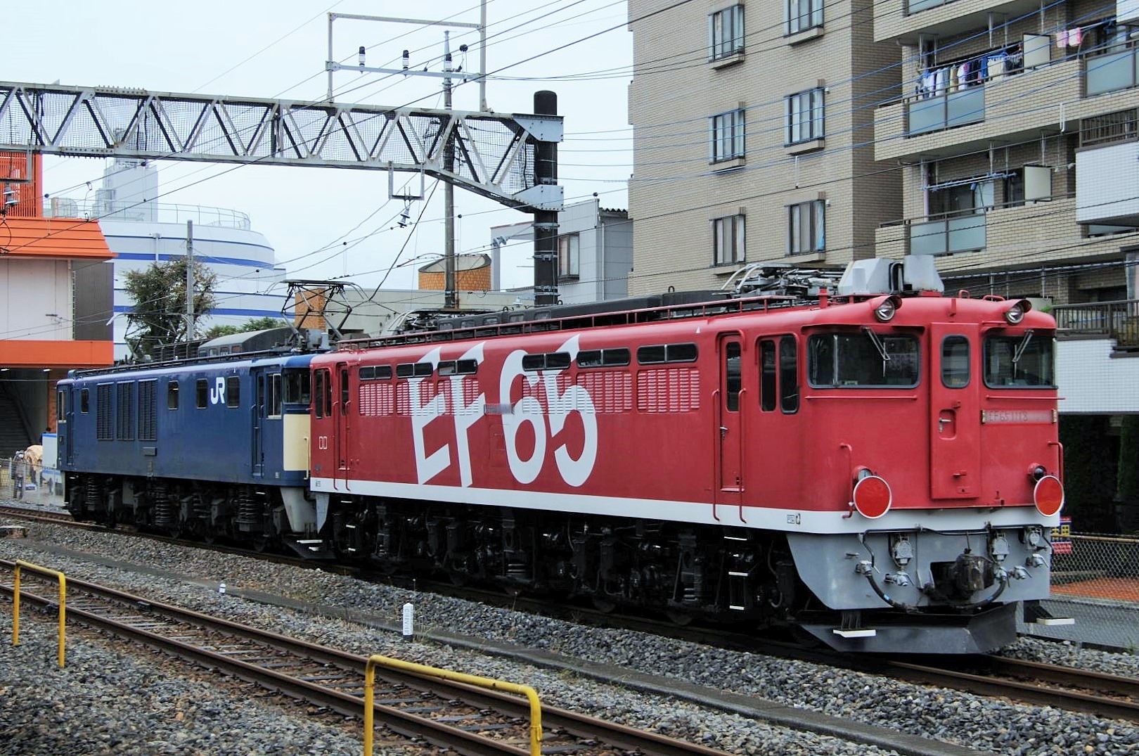 EF65 1118廃車回送を東大宮操で撮影。