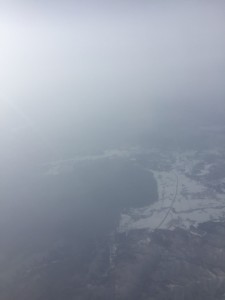 機窓から見た猪苗代湖