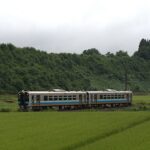奥羽本線非電化区間で気動車を撮影